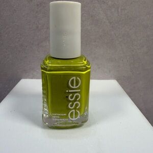 🩷5/$10 Essie Lime Green Nail Lacquer